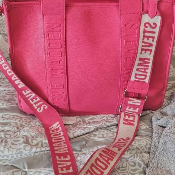 Steve Madden Pink Tote Bag - Picture 2 of 10